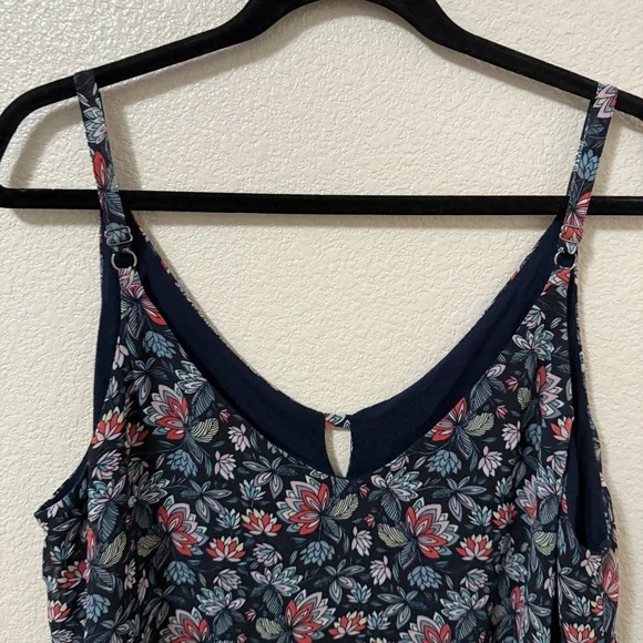 Cabi Flirt V Neck Tank Floral Print Sz Large #5224 - Picture 6 of 10